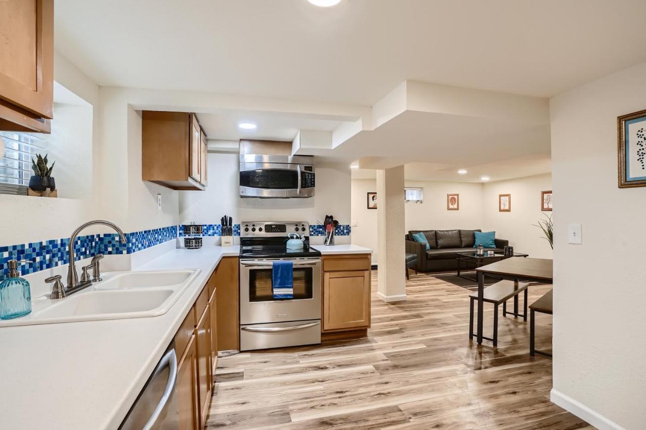 Sloans Lake Getaway - Basement Apartment Near Broncos And Downtown Denver Lakewood Extérieur photo