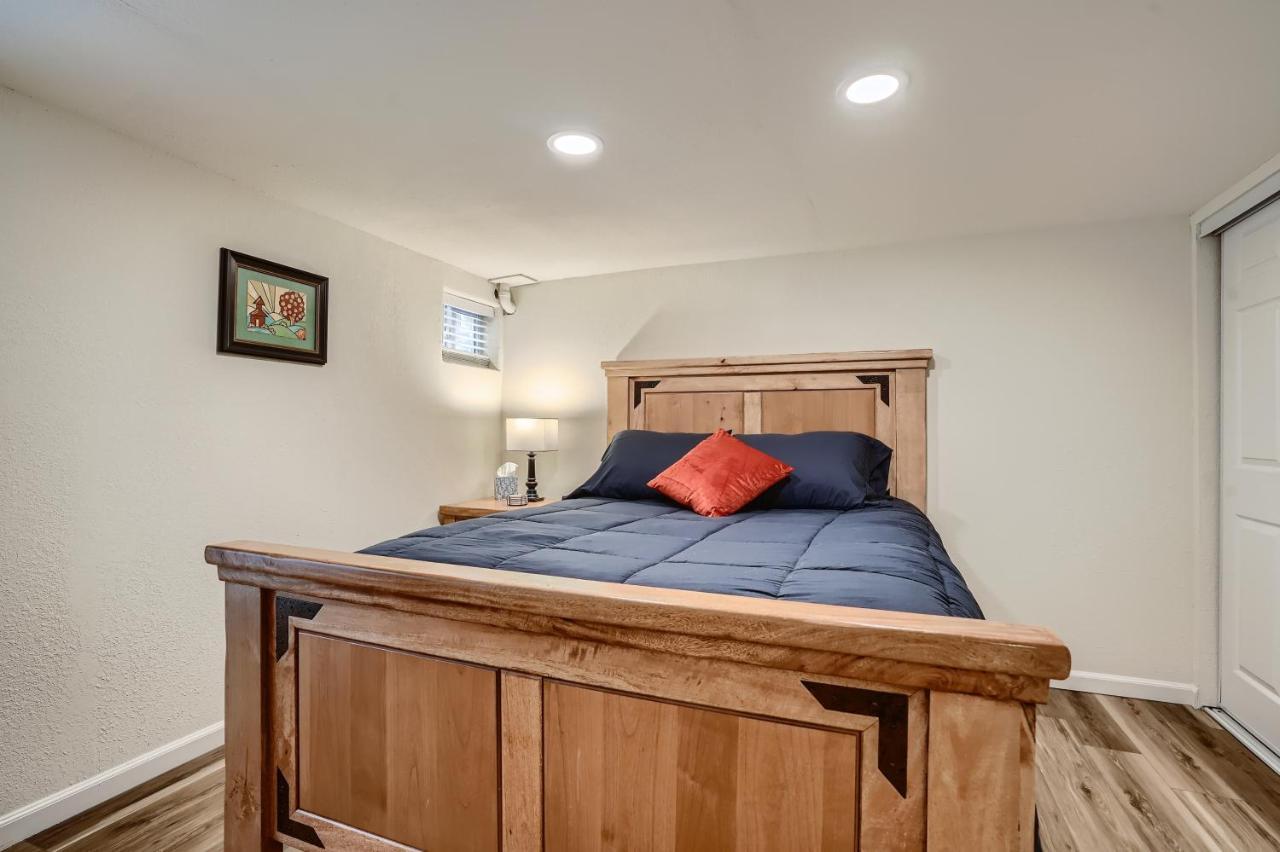 Sloans Lake Getaway - Basement Apartment Near Broncos And Downtown Denver Lakewood Extérieur photo